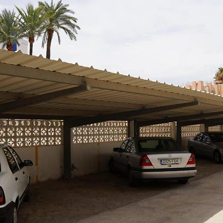 Apartamento En Complejo Residencial Con Piscina 拉波夫拉德法尔纳尔斯 外观 照片