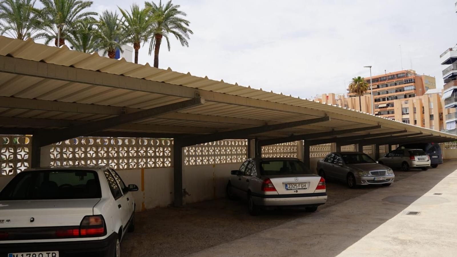 Apartamento En Complejo Residencial Con Piscina 拉波夫拉德法尔纳尔斯 外观 照片